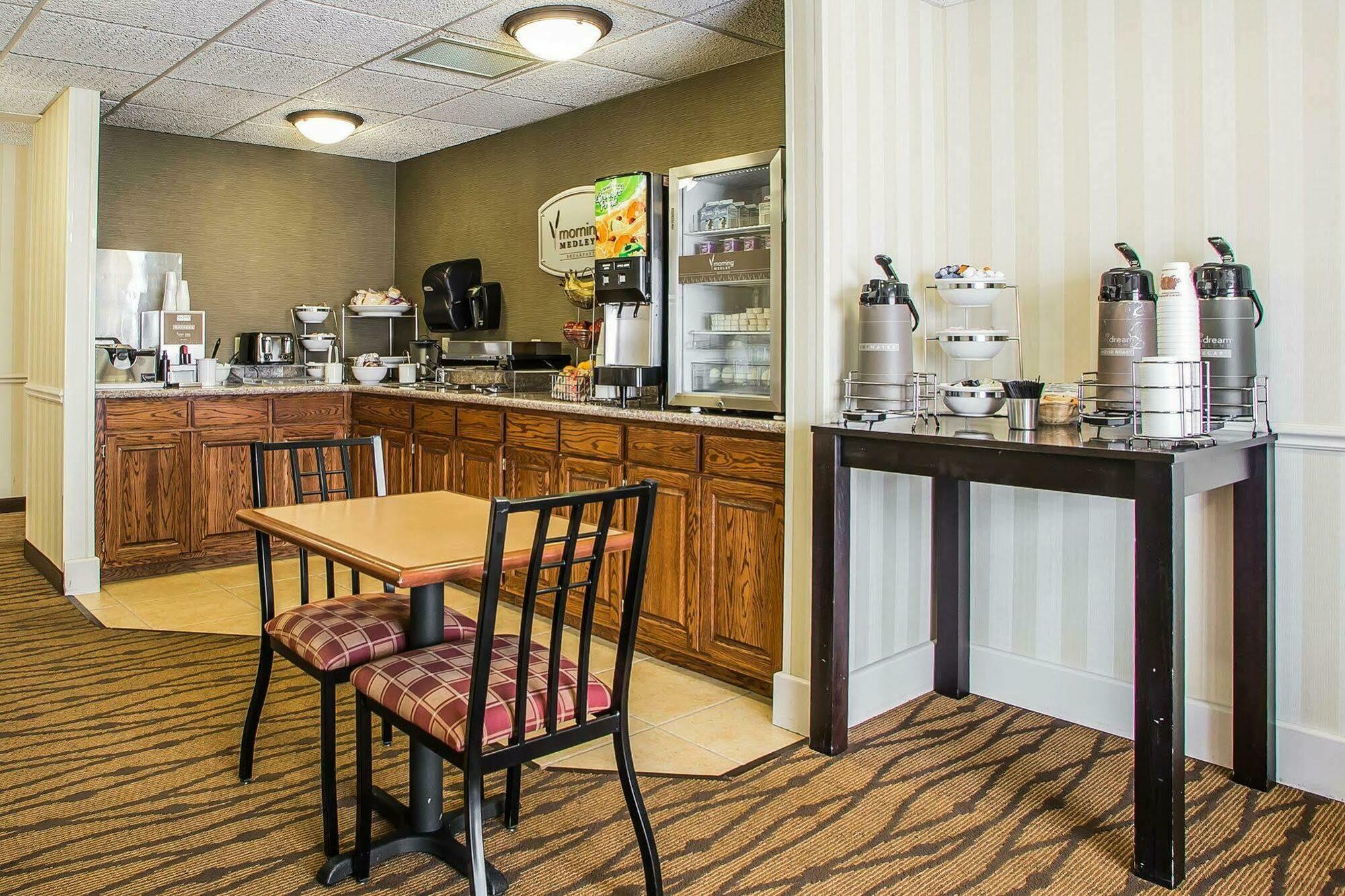 Sleep Inn & Suites Wisconsin Rapids Ngoại thất bức ảnh